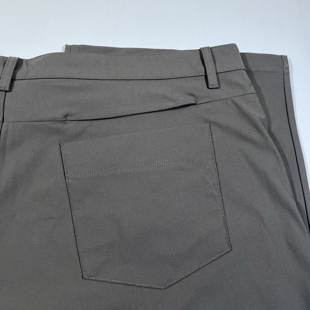 Fabletics Gray 5 Pocket Stretch Performance Golf … - image 10
